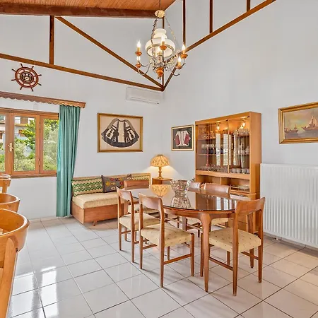 υπέροχη στο μαρμάρι με φανταστική θέα ! Holiday home Kakogkioni